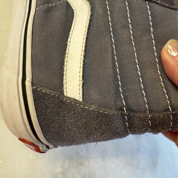 Vans Off the wall Grey suede and canvas High Tops mens 7 women’s 8.5 - Picture 9 of 9